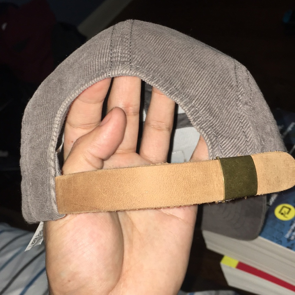 Grey hat - Picture 2 of 2